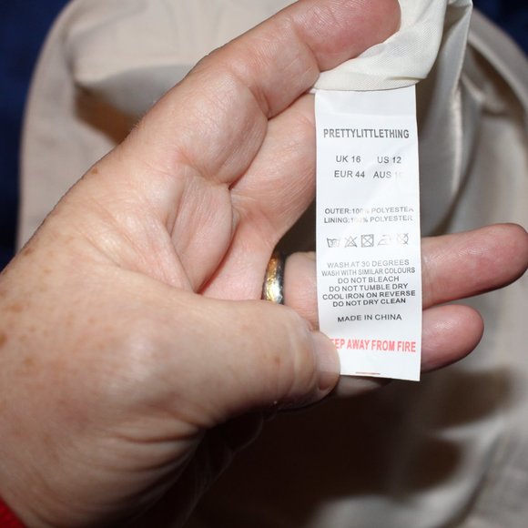 Pretty Little Thing Cream Tailored Trousers Size 12 NWT - Picture 14 of 15